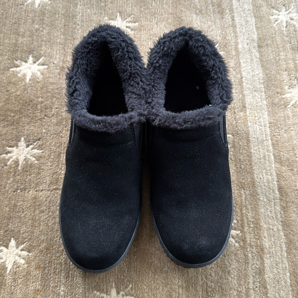 Minnetonka booties